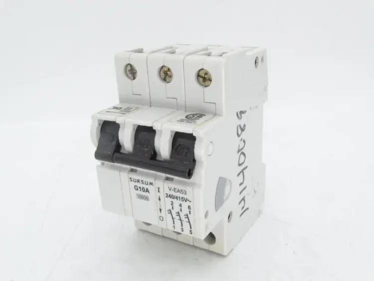 Автоматический выключатель ABL SURSUM V-EA53-G10A, 3-полюсный, 10 A, 240/415 V