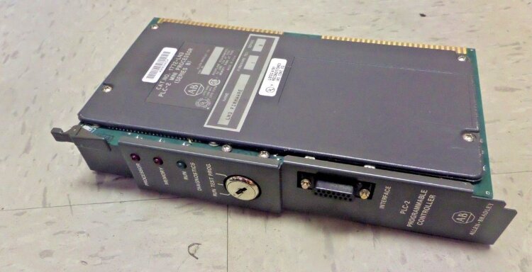 ALLEN BRADLEY 1772-LN3/A MINI процессор (PLC-2)