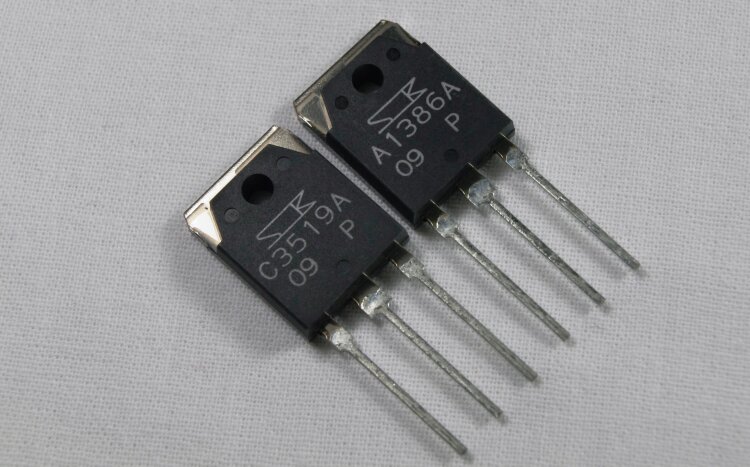 Транзистор PNP 2SA1859 (TO-220F, 150 V, 2 A)