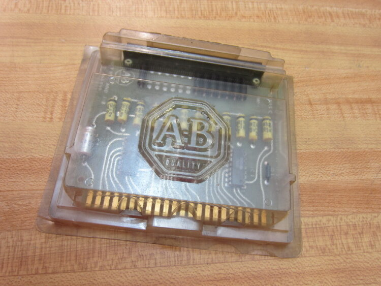 ALLEN BRADLEY 1720L610 JK-триггеры