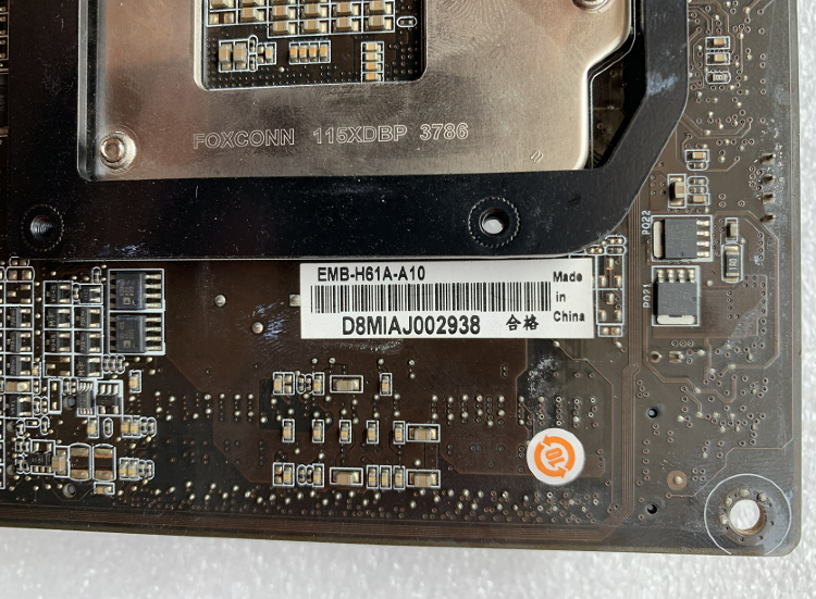 EMB-H61A-A10 MINI-ITX.24-BIT.DVI.HDMI.2XGBE.6XCOM.8XUSB.2XSATA.CF-SATA.12VDC.REV.A1.0.H61