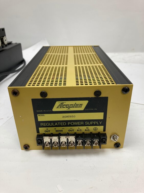 ACOPIAN A6MT850 — 6 В, 8.5 А