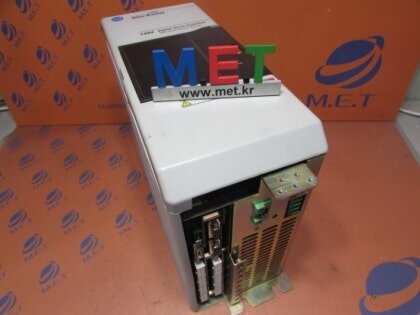 ALLEN BRADLEY 1764-24AWA/B/LS программируемый логический контроллер (MicroLogix 1500) ALLEN BRADLEY 1764-24AWA/B/LS (MICROLOGIX 1500)