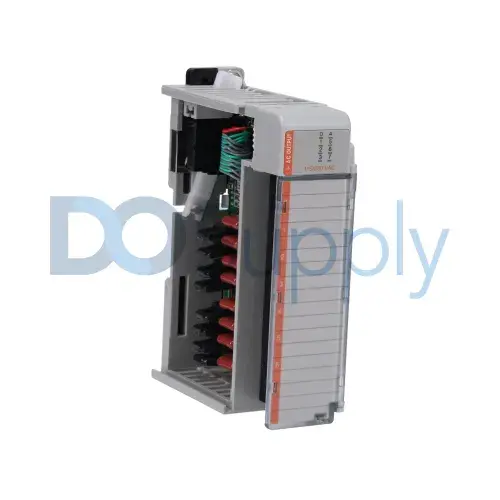 ALLEN BRADLEY 1769-OA8/B модуль выходов