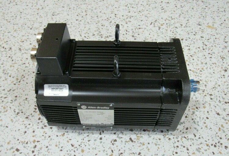 ALLEN BRADLEY 1326ABB515GS2L/A Сервомотор Сервомотор ALLEN BRADLEY 1326ABB515GS2L/A