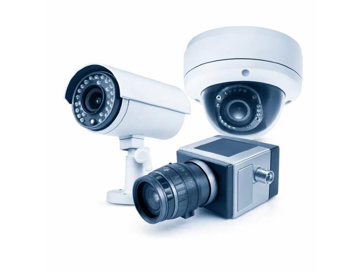 ACTI E621 — внутренняя купольная сетевая камера 1.3MP с 4.3x оптическим зумом, адаптивным ИК и WDR